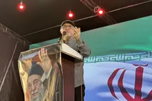 پنجه در پنجه دشمن در برابر هرگونه زیاده‌خواهی خواهیم جنگید