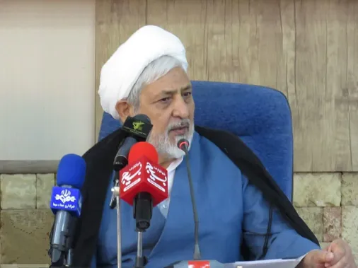 امروز ما در جنگی شبیه به &laquo;جنگ احزاب&raquo; قرار داریم/معادلات دشمن با ایستادگی مردم در هم شکسته شد