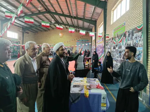 بازدید حجت&zwnj;الاسلام والمسلمین حامد احمدی از نمایشگاه اسوه شهرستان جوانرود
