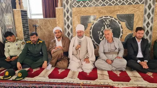 دیدار مسئولان شهرستان جوانرود و کارکنان تیپ تکاور انصار الرسول (ص) نیروی زمینی سپاه با امام جمعه به مناسبت هفته دفاع مقدس