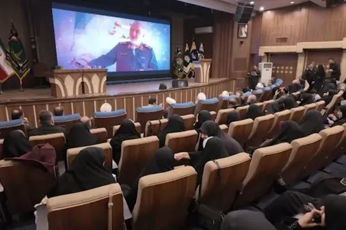 اقتدار آفرینی در کنار رشد معنوی