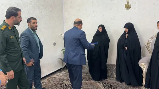 دیدار فرمانده سپاه امام حسن مجتبی(ع) استان البرز، با خانواده شهدای جنگ رمضان