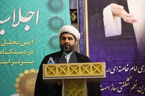 نماز جلوه اوج بندگی و محور تعالی معنوی در سپاه است