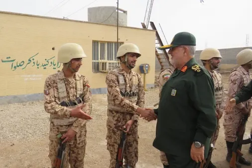 بازدید فرمانده نیروی زمینی سپاه پاسداران انقلاب اسلامی از پایگاههای مرزی اروند کنار
