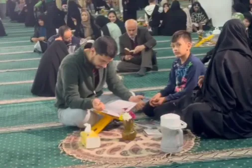 گوشه&zwnj;ای از بزرگترین محفل خانوادگی &laquo;زندگی با آیه&zwnj;ها&raquo;