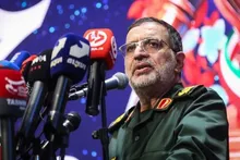 ملت ایران با وجود همه سختی‌ها پایدار ماندند و حامی نیروهای مسلح بودند