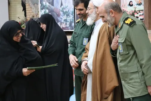 برگزاری همایش فخر مادرانه