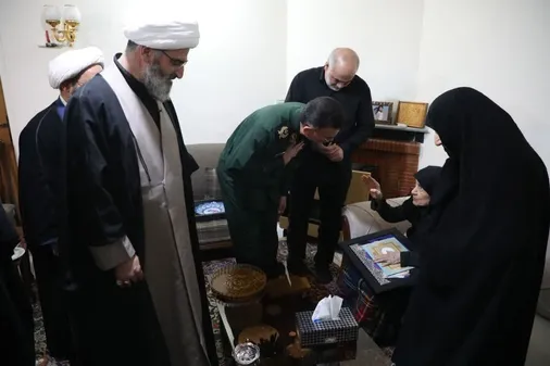 شهدا ویژگی&zwnj;های خاصی دارند که خداوند آنان را برمی&zwnj;گزیند و با آن&zwnj;ها معامله می&zwnj;کند