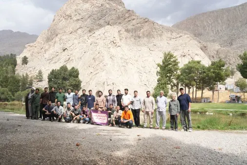 بازدید مسئول دفتر نمایندگی ولی فقیه در سپاه استان همدان از یادمان های مناطق عملیاتی غرب