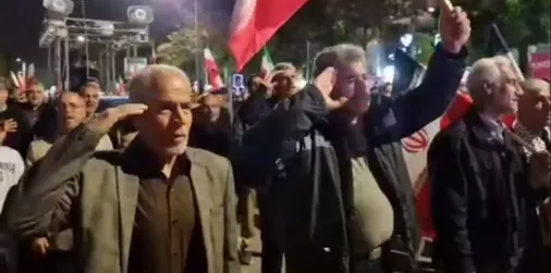 در شصت و پنجمین شب اجتماع، &zwnj;مردم کرمانشاه&nbsp;باز هم درس ولایتمداری مشق می&zwnj;کنند
