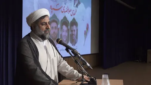 خانواده محور تفکر و سبک زندگی اسلامی