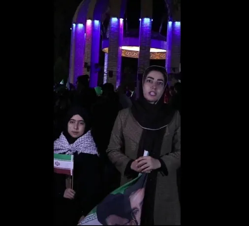 پیام دهه هفتادی&zwnj;ها، به رهبر عزیز انقلاب اسلامی حضرت آیت&zwnj;الله سید مجتبی خامنه ای (مدظله&zwnj;العالی)