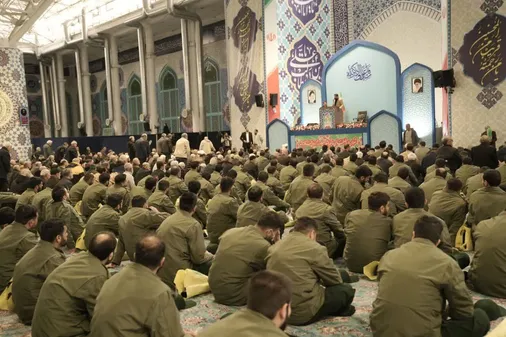 حضور فرمانده سپاه استان البرز و پاسداران استان، در نماز جمعه شهر کرج