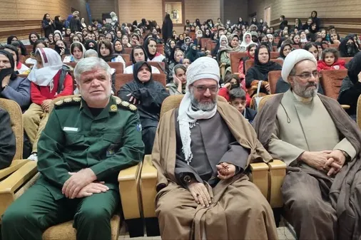 برگزاری مراسم گرامیداشت روز مادر در جوانرود