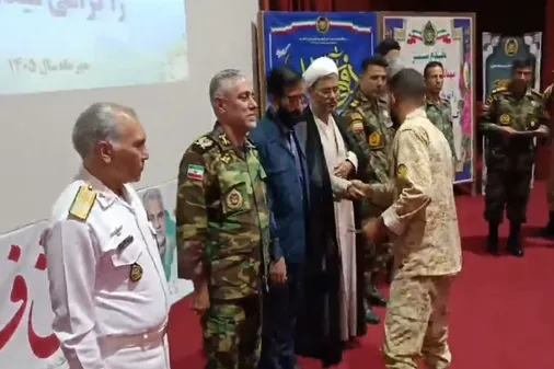 تجلیل از سربازان نمونه در پادگان امام رضا(ع) مراغه؛ از حافظان قرآن تا خانواده شهدای دفاع مقدس