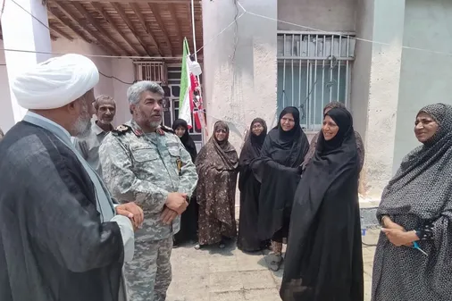 بانوان هرمزی در &laquo;جنگ تحمیلی سوم&raquo; پای کار نظام ایستاده&zwnj;اند