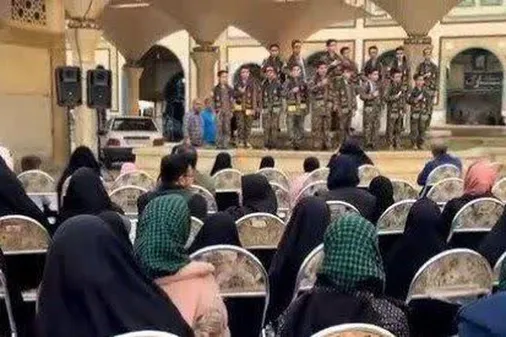 اجتماع بزرگ &laquo;خانه سرود بسیج هنرمندان قم&raquo;، جلوه شور انقلابی هنرمندان بود