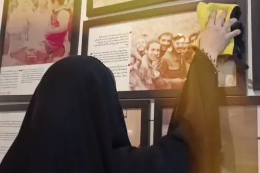 بازدید و غبارروبی از خانه موزه شهیدان زین الدین به مناسبت هفته دفاع مقدس