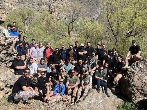 کوهپیمایی برد بلند رزمندگان در منطقه دار آباد تهران قله توچال