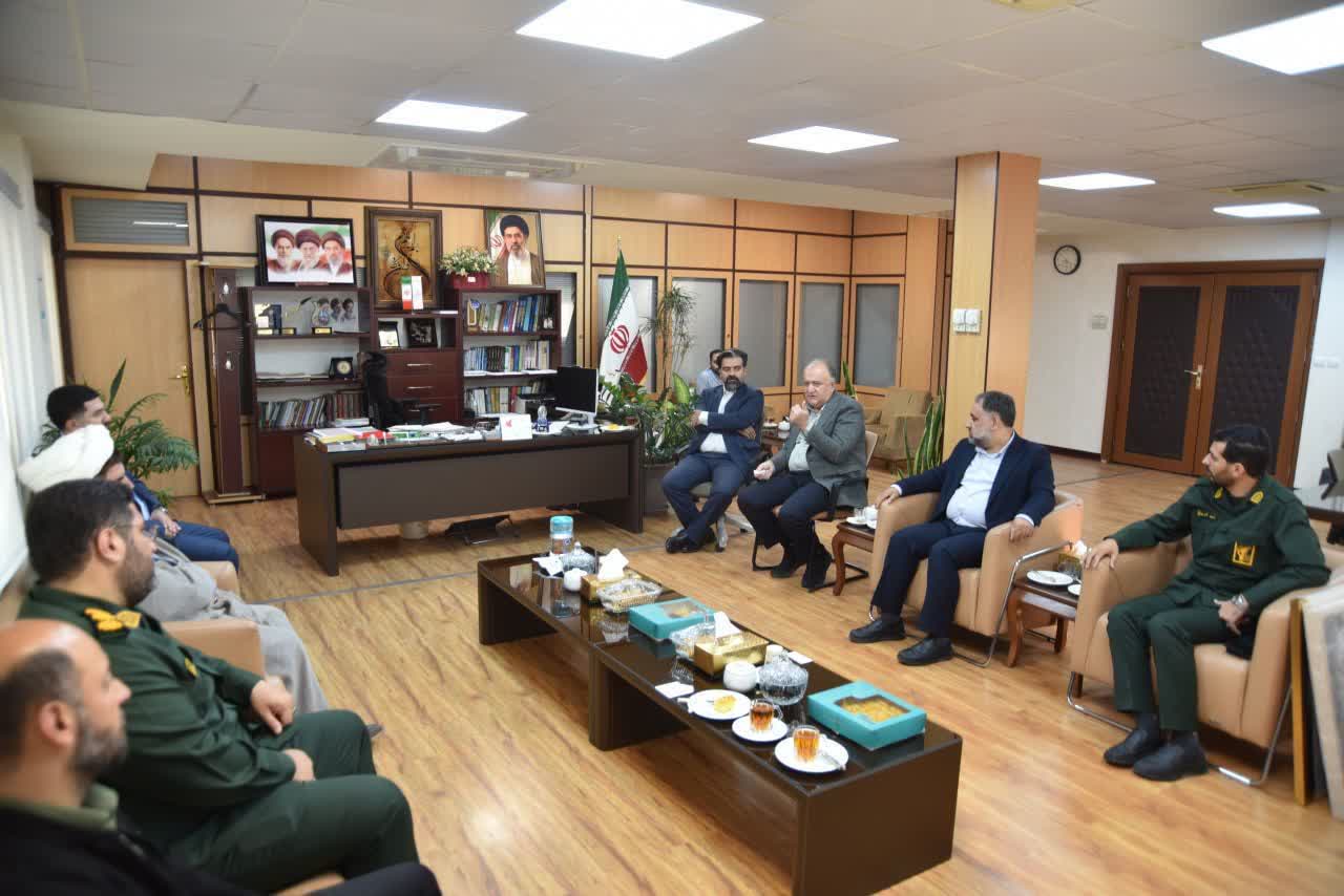 دیدار فرمانده سپاه ناحیه امام هادی (ع)، با فرماندار ویژه شهرستان کرج دیدار فرمانده سپاه ناحیه امام هادی (ع)، با فرماندار ویژه شهرستان کرج