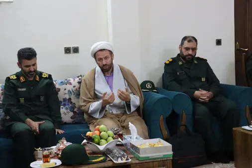 پایداری رزمندگان در برابر جبهه آمریکایی-صهیونیستی، الگوی بی&zwnj;بدیل نیروهای مسلح است