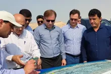 بازدید استاندار بوشهر و هیات همراه از پروژه استراتژیک بزرگراه چهارخطه دیر- بوشهر