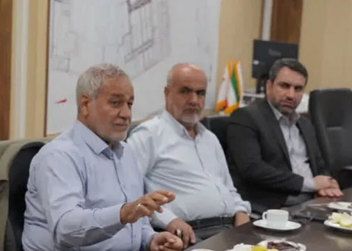 بازدید فرمانده قرارگاه سازندگی خاتم&zwnj;الانبیاء(ص) از پروژه راهبردی پتروپالایشگاه مهر خلیج فارس