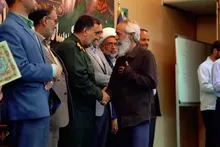 یک رسالت، یک روایت
