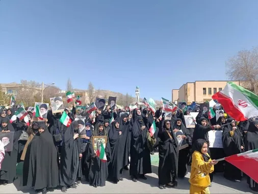 حرکت دسته زینبیه اعظم زنجان به سمت امامزاده سید ابراهیم (ع)