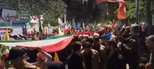شصت و پنجمین قرار شبانه مردم کرمانشاه و ابراز عشق به وطن