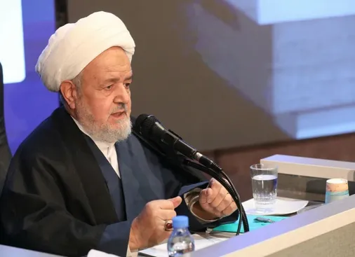 اقدامات ولی فقیه در تداوم رسالت ساحت ولایی و فقاهتی پیامبر(ص) و ائمه معصومین(ع) است