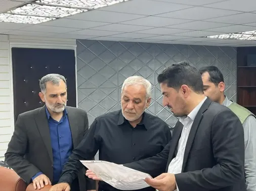فرمانده قرارگاه خاتم&zwnj;الانبیاء(ص) از پروژه&zwnj;های مهم استان بوشهر بازدید کرد