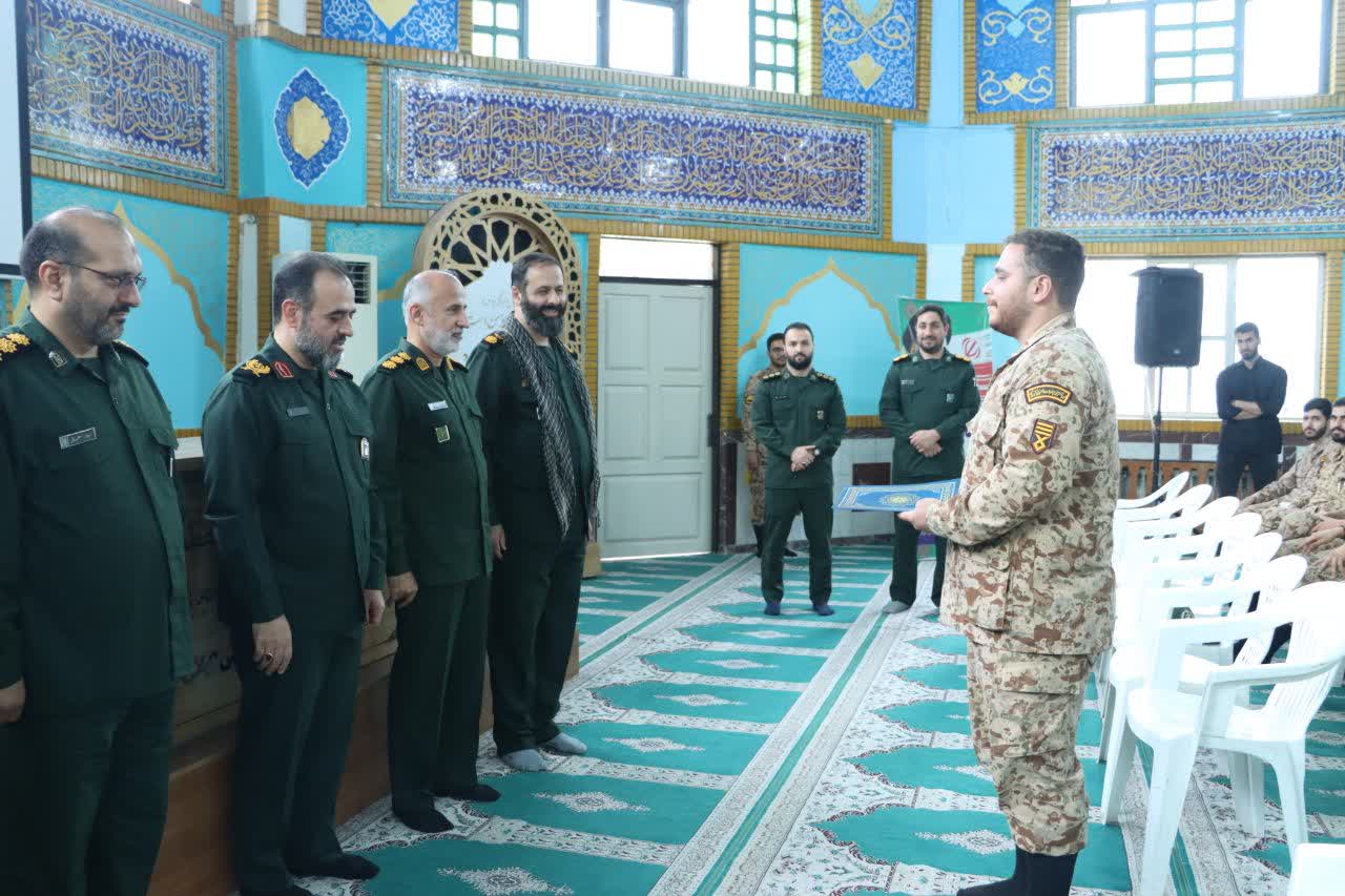 رسالت جوانان پاسداری از هویت ایرانی و ساختن آینده کشور است