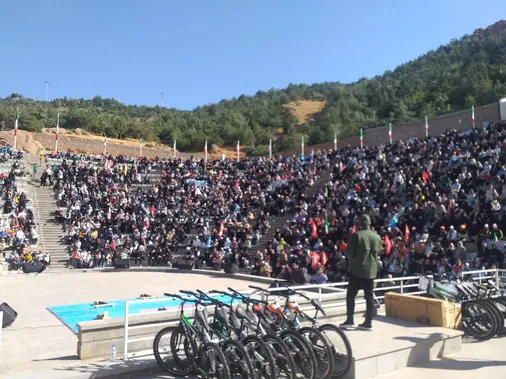حضور مردم تبریز در میدان، نقشه دشمنان را نقش بر آب کرد