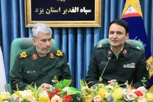 دیدار فرمانده انتظامی یزد با فرمانده سپاه الغدیر به مناسبت هفته بسیج