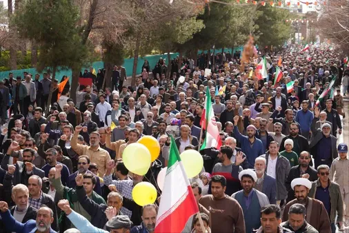 حضور پرشور و حماسی مردم کرمان در راهپیمایی ۲۲بهمن ماه۱۴۰۴ به روایت تصویر