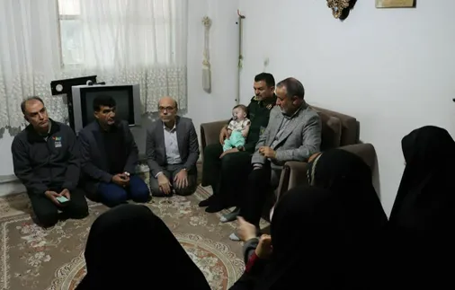 دیدار فرمانده سپاه استان سمنان با خانواده&zwnj;های تحت پوشش مرکز نفس و تاکید بر اهمیت افزایش جمعیت