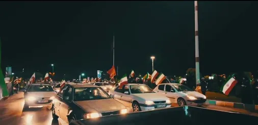 در کوچه خیابانهای شهر با حضور غیور مردان و شیرزنان یزدی