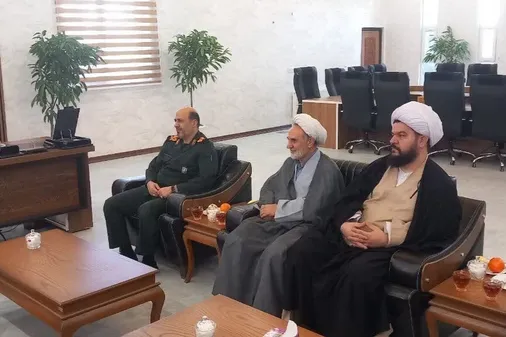 دیدار نماینده استان البرز در مجلس خبرگان رهبری، با سردار حیدرنیا به مناسبت روز پاسدار