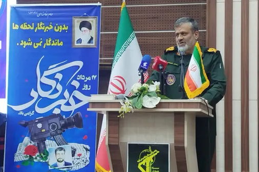 رسانه فاصله میدان نبرد و خیابان را از بین برد/خبرنگاران، صاحبان میدان امید و منادیان وحدت بودند