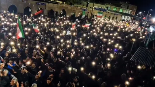 خروش مردم لردگان و حماسه سرایی با لهجه بختیاری