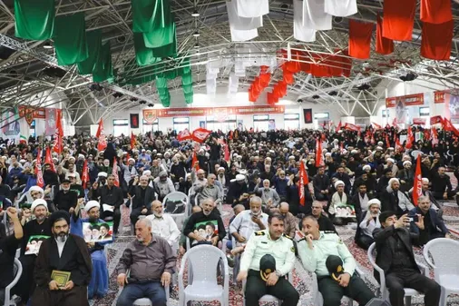 بزرگداشت قائد شهید امت در گلستان شهدای اصفهان برگزار شد