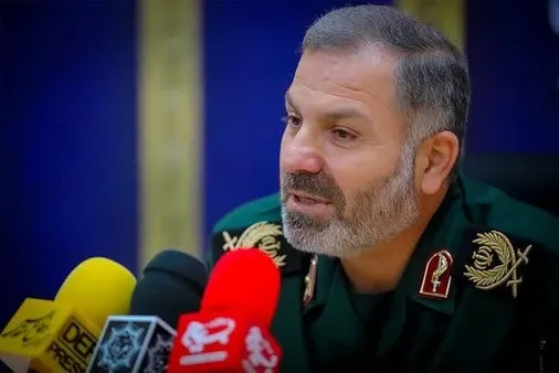 ارتش جمهوری اسلامی با ولایتمداری و روحیه جهادی در صحنه&zwnj;های انقلاب تاثیرگذار است
