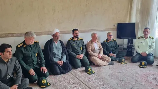 دیدار مسئولان با خانواده معظم شهدای جوانرود