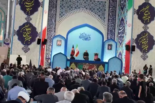 برگزاری مراسم یادبود رهبر شهید در مصلی کرج