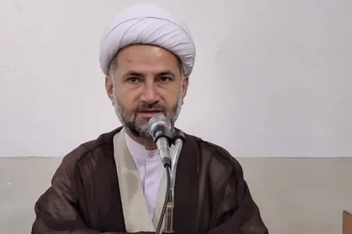 نماز ستون دین و مسیر قرب الهی است