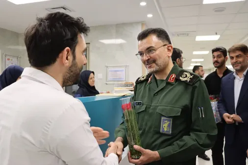 پرستاران در خط مقدم جهاد سلامت و امیدآفرینی جامعه قرار دارند