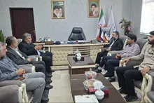 دیدار فرمانده سپاه ناحیه شهرستان ساوجبلاغ با صادقلو فرماندار شهرستان، به مناسبت هفته دولت
