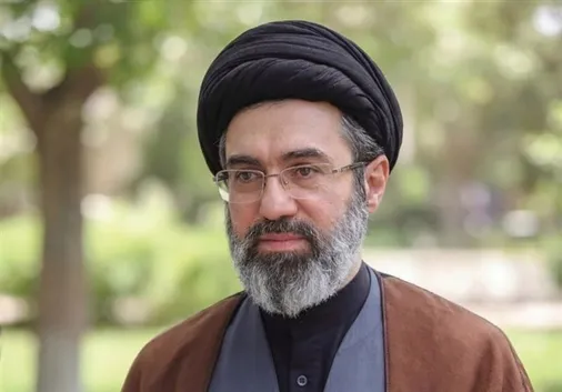 پاسخ رهبر انقلاب به نامه جمعی از فعالان مردمی حوزه جمعیت