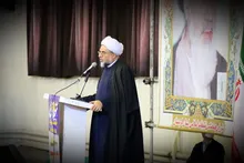 میعاد بصیرت و مقاومت؛ تجدید عهد مردم سنندج با راه شهید سلیمانی در یوم‌الله ۹ دی